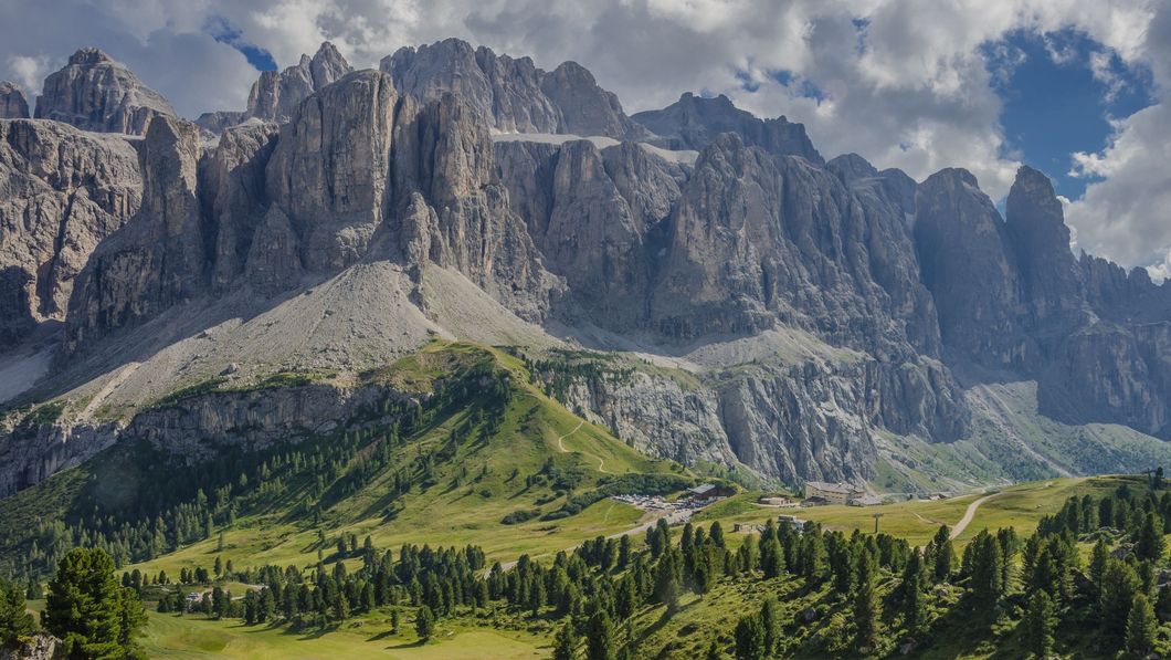 Ju de Frara - Grödner Joch - Passo Gardena — photo from their website