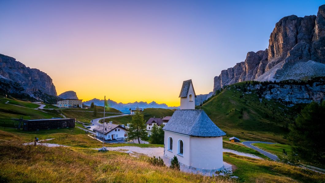 Ju de Frara - Grödner Joch - Passo Gardena — photo from their website